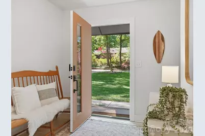 1611 E Barden Road, Charlotte, NC 28226 - Photo 2