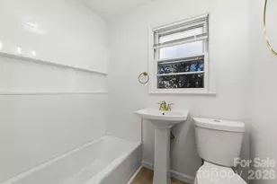 71 Maple St, Clyde, NC 28721 - Photo 10