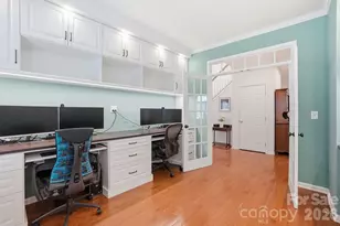 10706 Anglesey Ct, Charlotte, NC 28278 - Photo 20