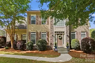 10706 Anglesey Ct, Charlotte, NC 28278 - Photo 1