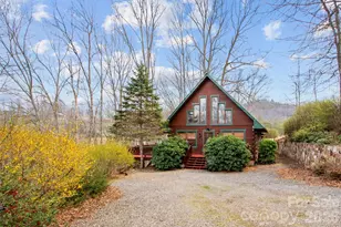101 Jack Straw Ln, Burnsville, NC 28714 - Photo 2