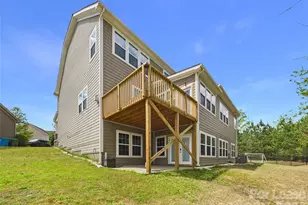 1379 Corey Cabin Ct, Fort Mill, SC 29715 - Photo 4