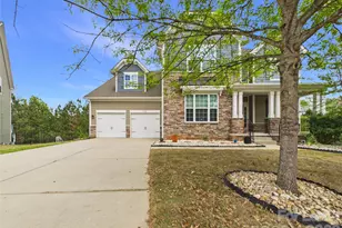 1379 Corey Cabin Ct, Fort Mill, SC 29715 - Photo 6