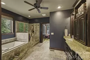 5613 Rocky Falls Ln, Lenoir, NC 28645 - Photo 28
