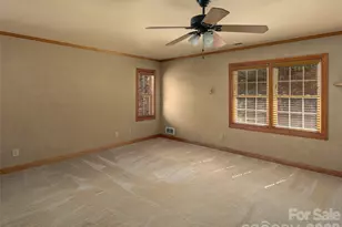 609 N Fork Rd, Black Mountain, NC 28711 - Photo 14