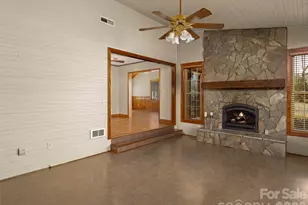 609 N Fork Rd, Black Mountain, NC 28711 - Photo 6