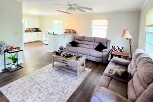 613 Judy St, Albemarle, NC 28001 - Photo 4