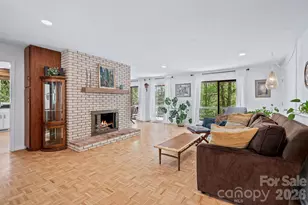 52 Mark Twain Rd, Asheville, NC 28805 - Photo 4