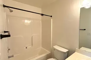 639 Mountainwater Dr, Charlotte, NC 28262 - Photo 12