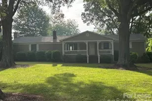 2725 Sloop Rd, Mount Ulla, NC 28125 - Photo 1