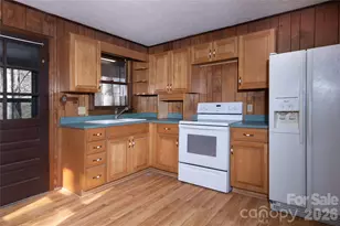87 Sassafras Ln, Maggie Valley, NC 28751 - Photo 4