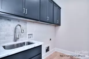 20392 Queens St, Cornelius, NC 28031 - Photo 34
