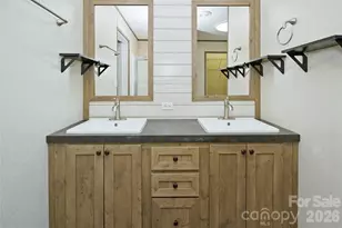 123 Big Oak Rd, Hendersonville, NC 28792 - Photo 26