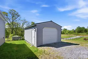 123 Big Oak Rd, Hendersonville, NC 28792 - Photo 42