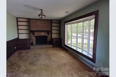2309 24th Avenue NE, Hickory, NC 28601 - Photo 4