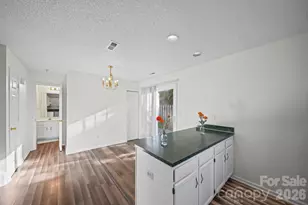 3609 Huyton Ct, Charlotte, NC 28215 - Photo 10