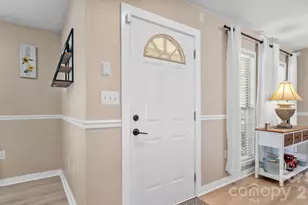 2170 Charles Towne Ct, Kannapolis, NC 28083 - Photo 10