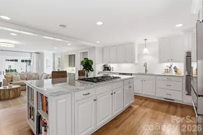 2927 Somerset Drive, Charlotte, NC 28209 - Photo 12