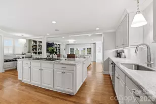 2927 Somerset Dr, Charlotte, NC 28209 - Photo 16