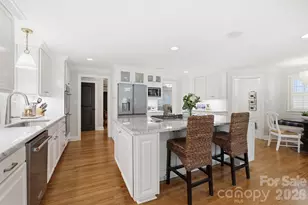 2927 Somerset Dr, Charlotte, NC 28209 - Photo 14