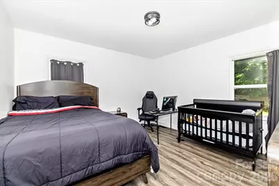 414 E 8th Avenue, Gastonia, NC 28054 - Photo 18