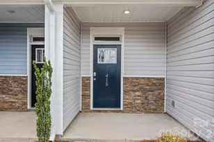 376 Creekview Rd, Hendersonville, NC 28792 - Photo 4