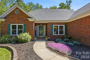 9806 Hofstra Ct, Mint Hill, NC 28227 - Photo 2