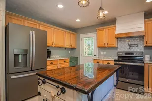 17 Squires Ln, Candler, NC 28715 - Photo 30