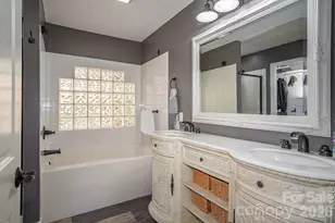 17 Squires Ln, Candler, NC 28715 - Photo 24
