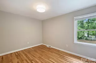 1909 Lawton Bluff Rd, Charlotte, NC 28226 - Photo 18