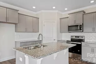 388 Creekview Rd, Hendersonville, NC 28792 - Photo 22