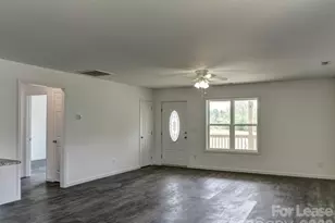 261 Quinn Hill Ln, Mars Hill, NC 28754 - Photo 2