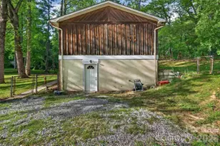 404 Ciccone Dr, Hendersonville, NC 28791 - Photo 40