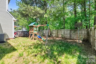 8142 Rolling Meadows Ln, Huntersville, NC 28078 - Photo 18