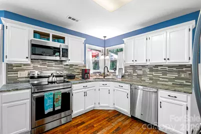 2133 Highland View Lane, Charlotte, NC 28214 - Photo 14