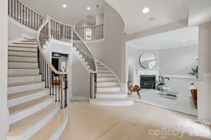 1120 Chollywood Dr, Charlotte, NC 28211 - Photo 2