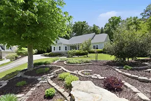 836 Creek Bluff Rd, Rock Hill, SC 29732 - Photo 2