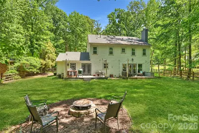 5525 Lancelot Drive, Charlotte, NC 28270 - Photo 4
