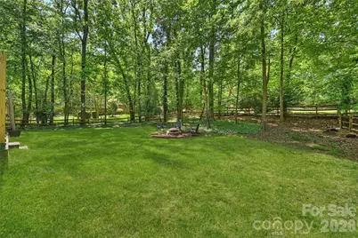 5525 Lancelot Drive, Charlotte, NC 28270 - Photo 32