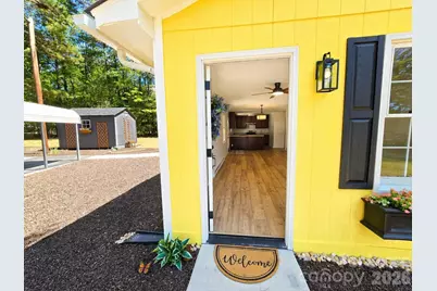 2736 Miranda Road, Charlotte, NC 28216 - Photo 2