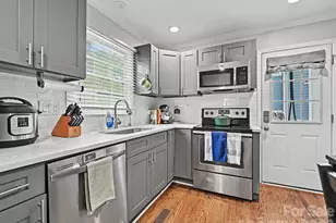 115 N Gardner Ave, Charlotte, NC 28216 - Photo 6
