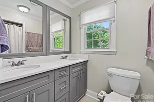 115 N Gardner Ave, Charlotte, NC 28216 - Photo 12