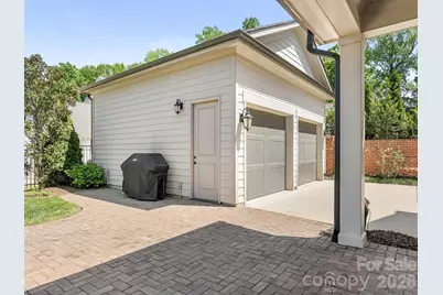1117 Churchill Commons Drive, Charlotte, NC 28211 - Photo 44