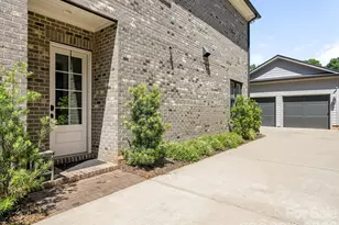 1117 Churchill Commons Dr, Charlotte, NC 28211 - Photo 42