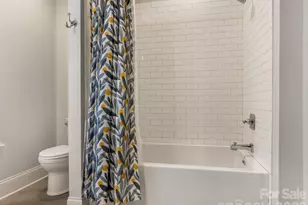 1117 Churchill Commons Dr, Charlotte, NC 28211 - Photo 36