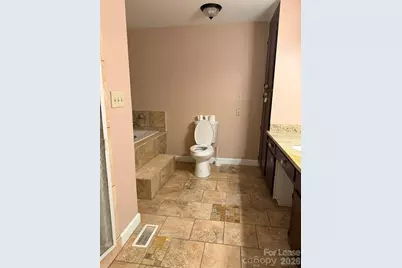 5600 Carmel Road, Charlotte, NC 28226 - Photo 16