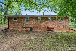 371 Sharon School Rd, Statesville, NC 28677 - Photo 26