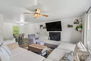 371 Sharon School Rd, Statesville, NC 28677 - Photo 8