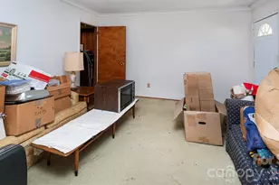 3008 Oakwood Dr, Charlotte, NC 28269 - Photo 16