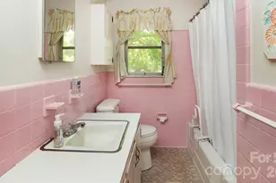 3008 Oakwood Dr, Charlotte, NC 28269 - Photo 14